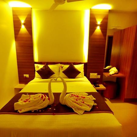 Hotel Sai Krish Grand Chettippattu 외부 사진