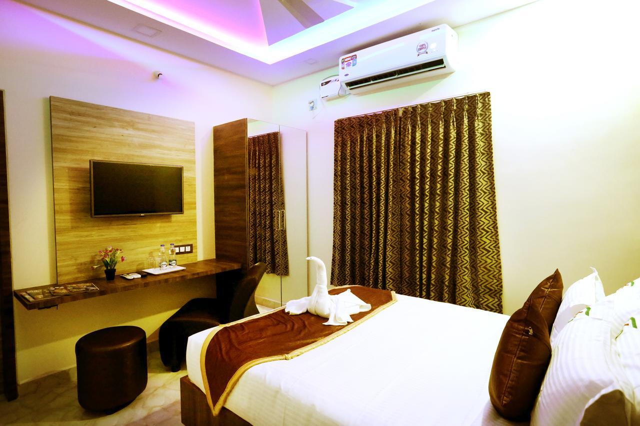 Hotel Sai Krish Grand Chettippattu 외부 사진