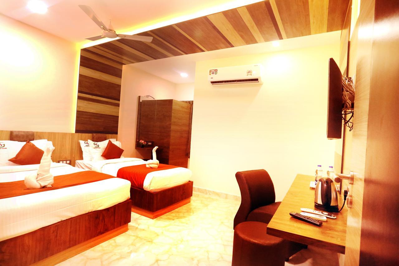 Hotel Sai Krish Grand Chettippattu 외부 사진