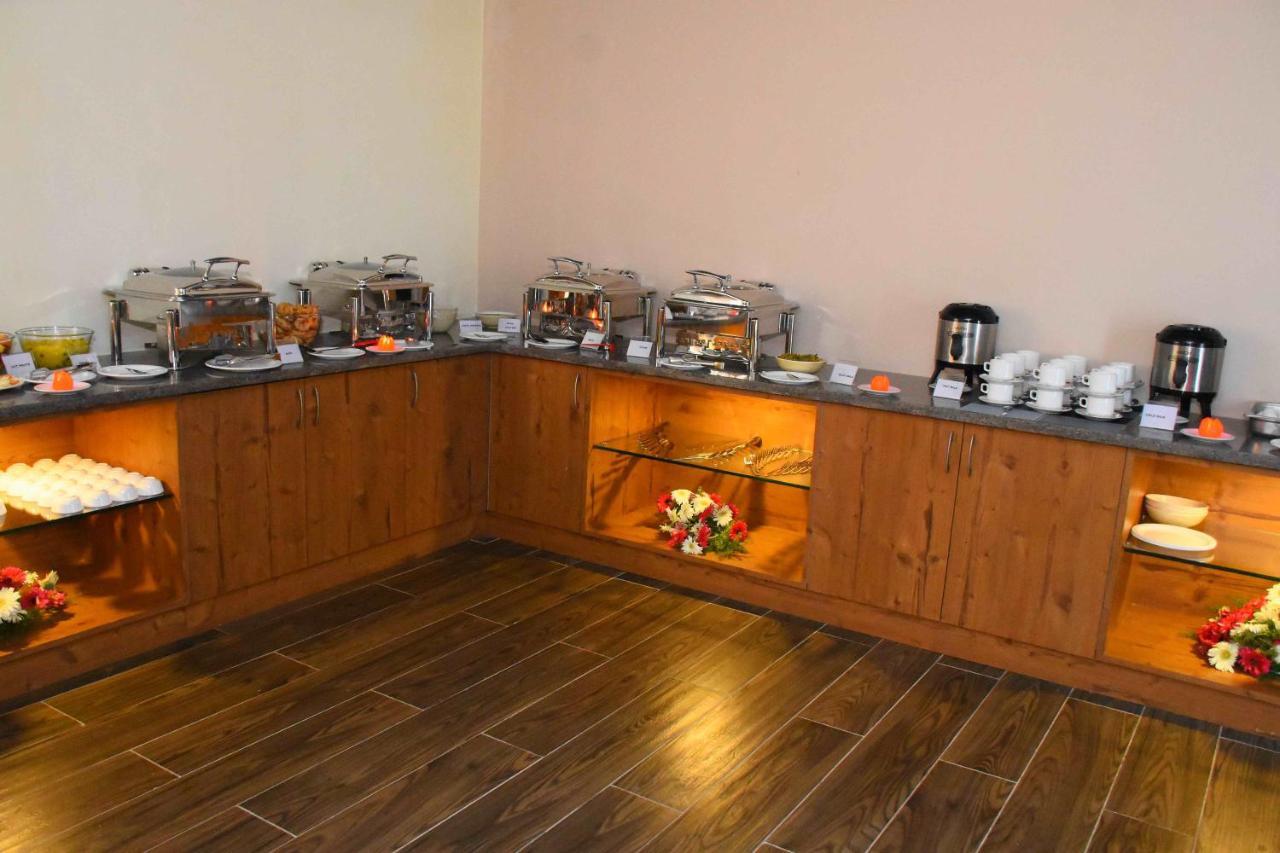 Hotel Sai Krish Grand Chettippattu 외부 사진