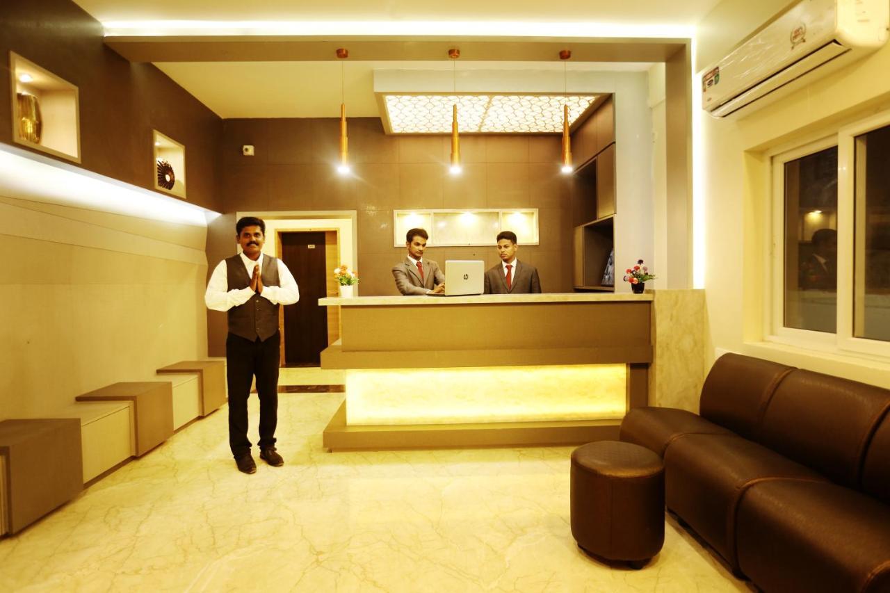 Hotel Sai Krish Grand Chettippattu 외부 사진