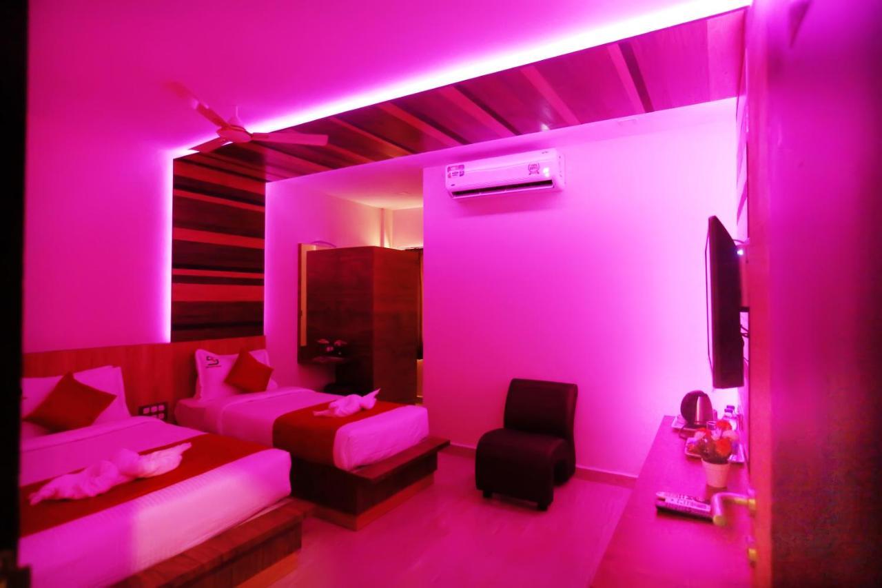 Hotel Sai Krish Grand Chettippattu 외부 사진