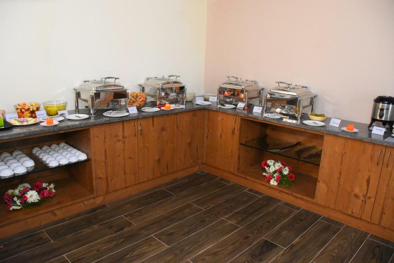 Hotel Sai Krish Grand Chettippattu 외부 사진